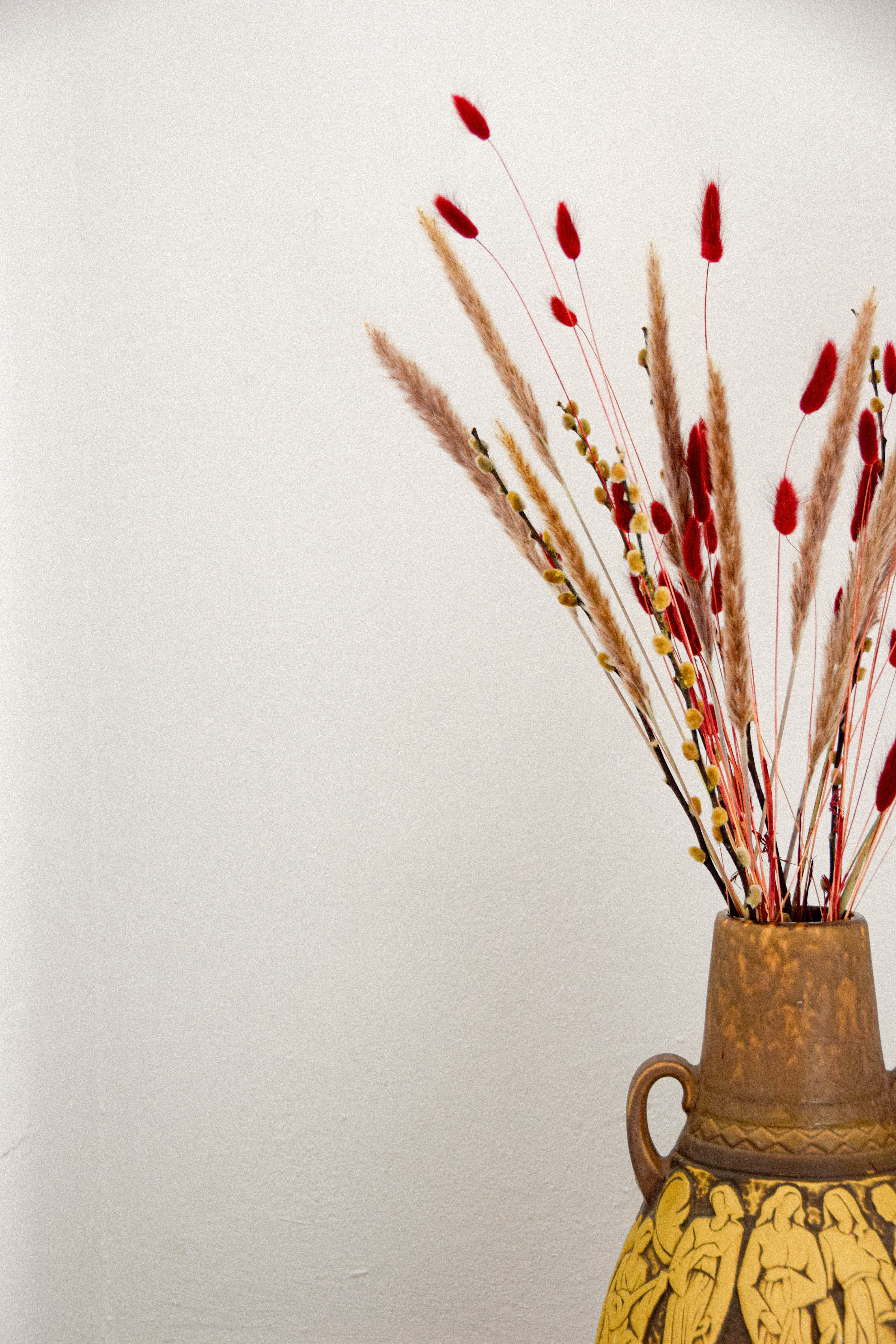 Goldlöckchen Ferienwohnung Detmold – Essbereich mit Holztisch